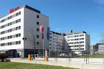 Hotel Ibis Zurich Messe Airport
