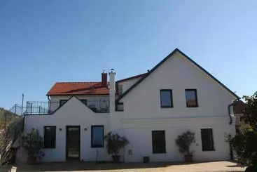Hotel Bioweingut Schmidl