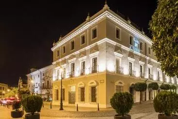 酒店 Ilunion Merida Palace