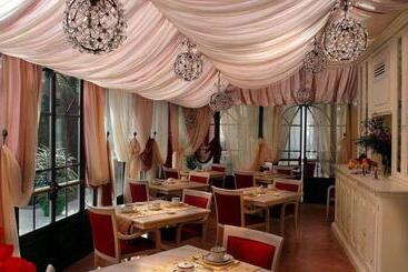 בית מלון כפרי Relais Dell'Orologio