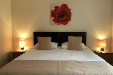 ベッドアンドブレックファースト Fir Tree Barn