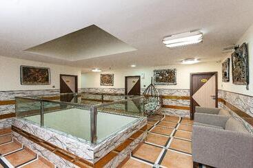 Hotell Super Collection O Prince Park