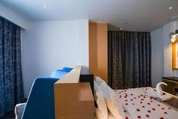 Hotel Tsr Seafront