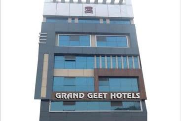 Отель Grand Geet