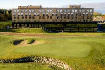 فندق Lily Country Club