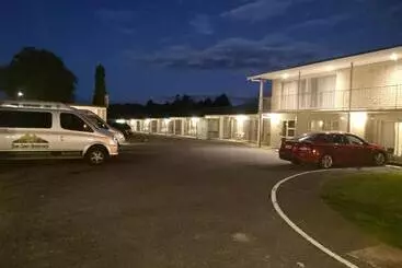 モーテル Twin Coast Adventures