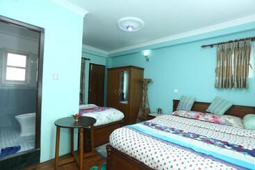 هاستل Delights Home