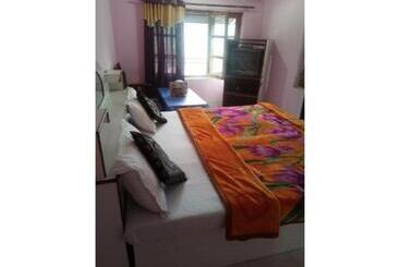 בית מלון כפרי Budget Maharaja