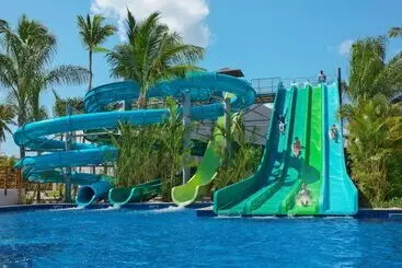 호텔 Dreams Flora Resort & Spa