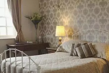 Отель Ox Pasture Hall