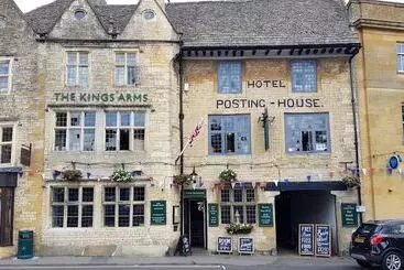 Отель The Kings Arms