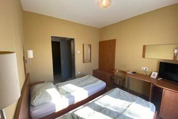 Kalcit Tourist Motel