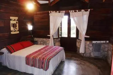 Retkeilymaja Posada La Ensenada