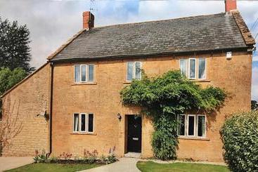 Newchester Farmhouse B&b