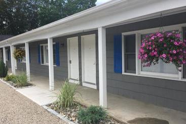 فندق على الطريق Shore Road Inn