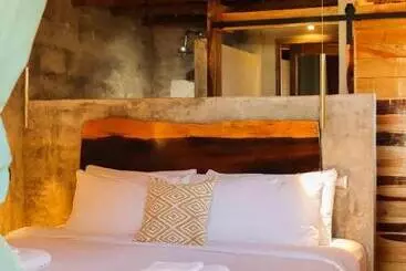 ホテル Casa Mate Beachfront Cabañas El Cuyo