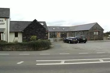 Majatalo The Harp At Letterston