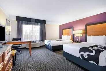 هتل La Quinta Inn & Suites By Wyndham Myrtle Beach Broadway Area