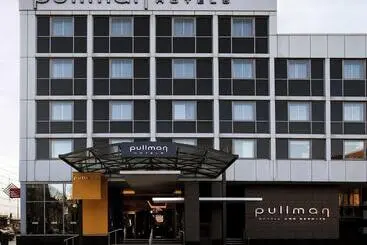 هتل Pullman London St Pancras