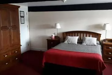 فندق Waterside Guesthouse