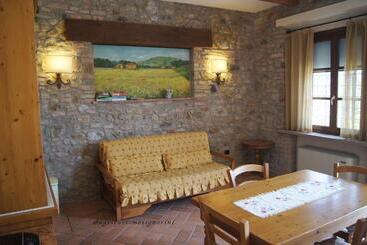 בית מלון כפרי Agriturismo Signorini