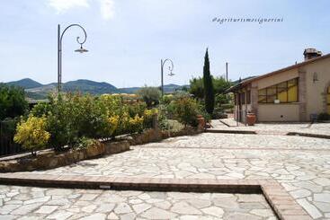 Otel Agriturismo Signorini