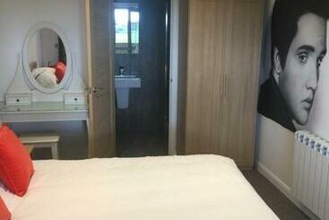 Hotel Rutland Point Rooms