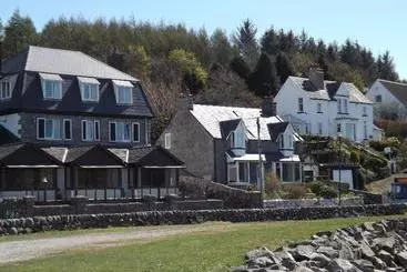 ホテル The Mariner