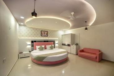 Hotel Shivalik Mehsana