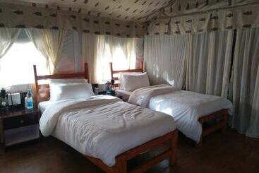 Hotel Camp Kasbah Bir Resort