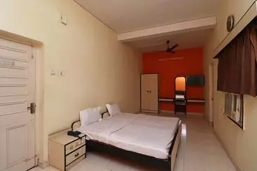 هتل Spot On 37028  Sheela