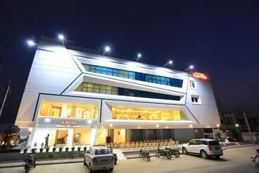 Hotel The Grand Raveta