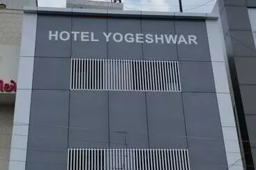 ホテル Yogeshwer