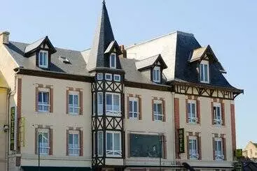 هتل De Normandie