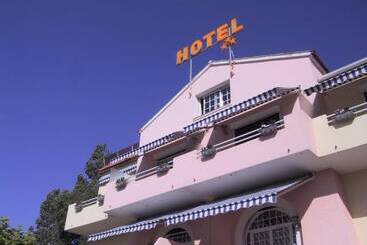 Hotel L Esterella