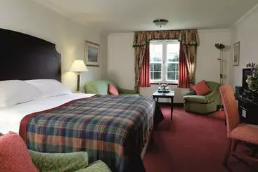 Resort Macdonald Forest Hills