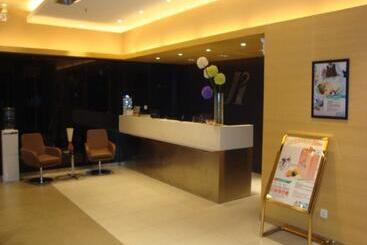 ホテル Jinjiang Inn Tai An Tianwai Village Longtan Road