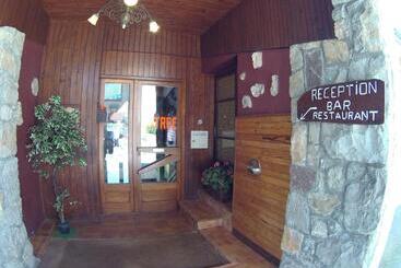 호텔 Boustigue Hôtel Restaurant