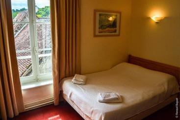 فندق Des Artistes