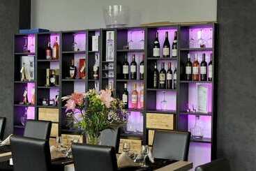 هتل Hôtel De L Ecu