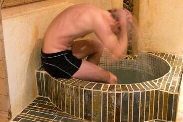 בית מלון כפרי Hôtel Spa Mendi Alde