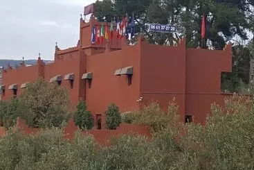 Hotelli Hôtel Ajil Ouzoud