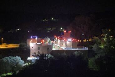 هتل Hôtel Ajil Ouzoud