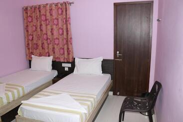 Hotell Jeyam Residency