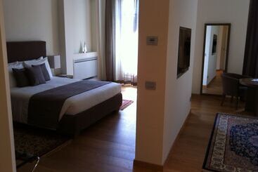 פונדק Novessentia