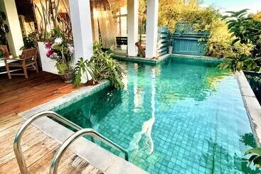 پانسیون Le Jardin De Ravintsara   Adults Only