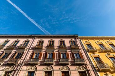 Пансион Marcus Suite