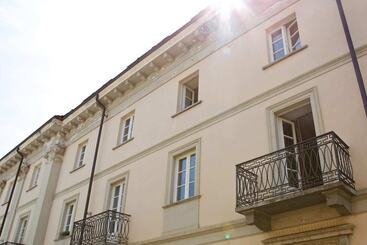 پانسیون Maville