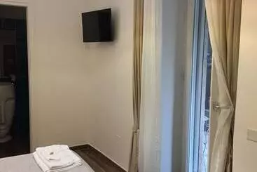 تختخواب و صبحانه La Casa Di Alice