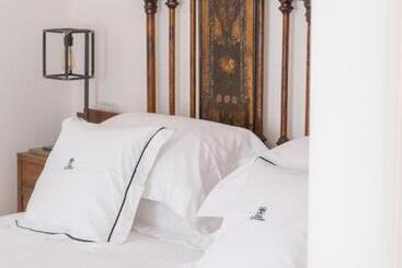 تختخواب و صبحانه Dimora Graziana 1909